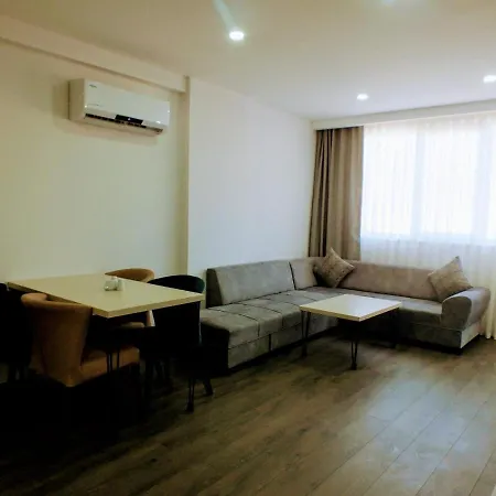 アパートホテル Erya Homes *